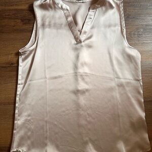Nicole Miller Elegant Cream Sleeveless Blouse